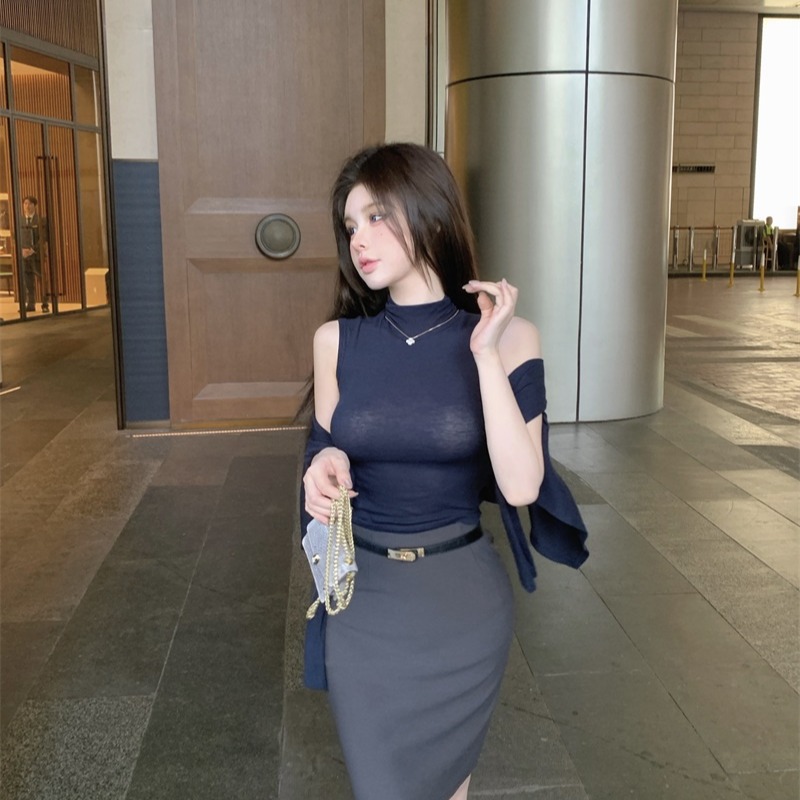 2025春季新款辣妹气质无袖背心开衫百搭显瘦包臀配腰带短裙三件套