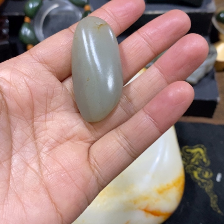 飞***宙和田玉（糖玉）未镶嵌挂件