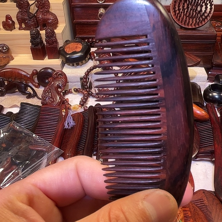 黄花梨/降香黄檀红木蛋蛋梳子