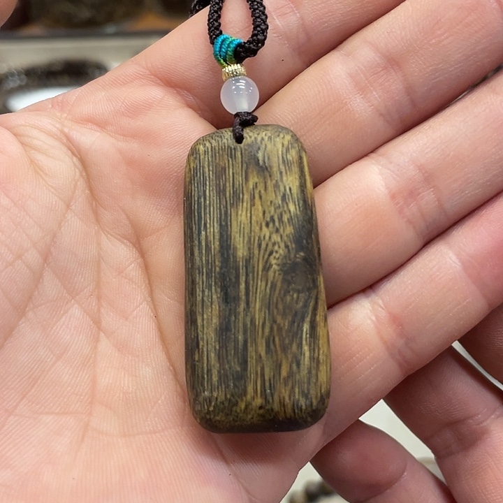 沉香吊坠奇楠挂件红油老料