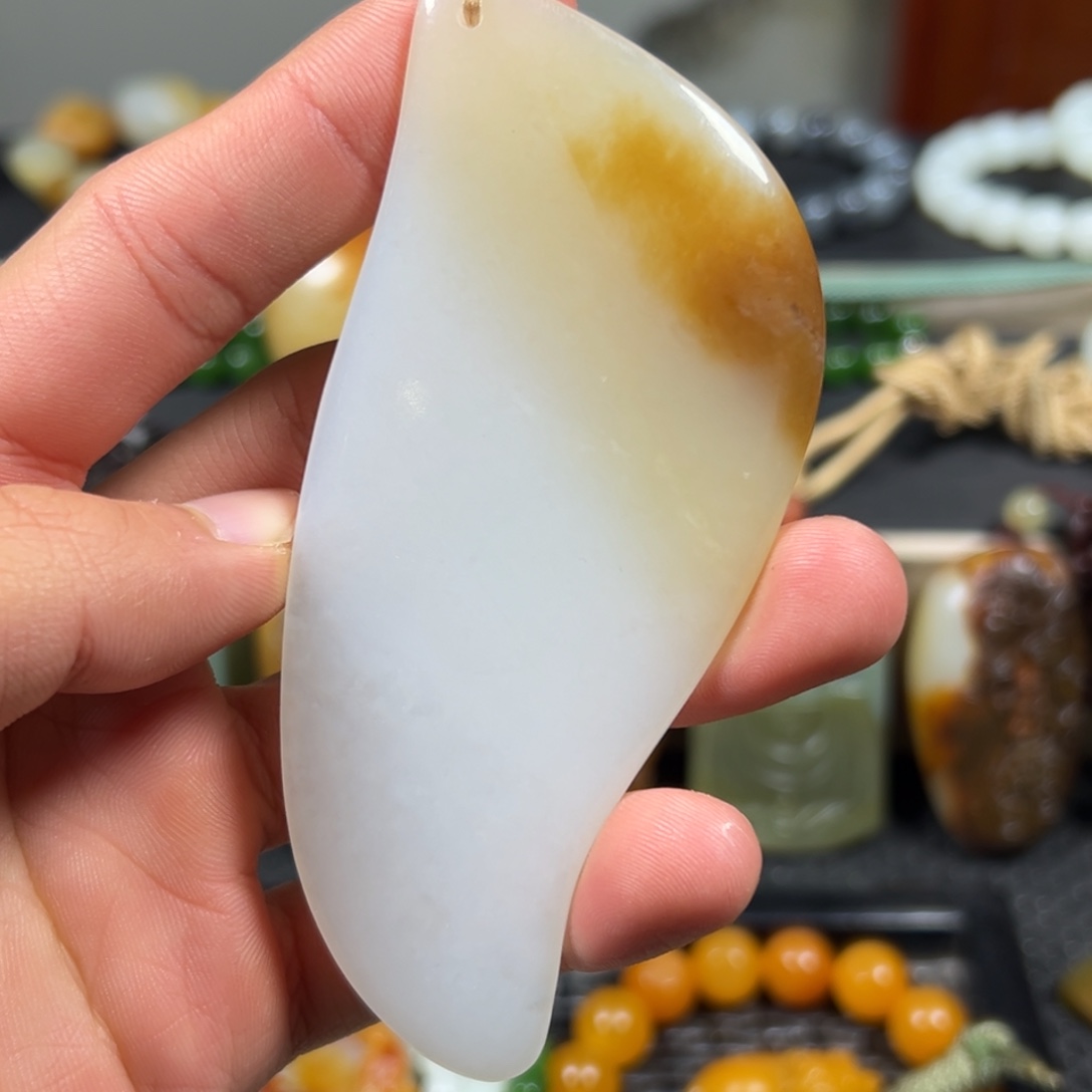 和田玉未镶嵌吊坠(不含链)