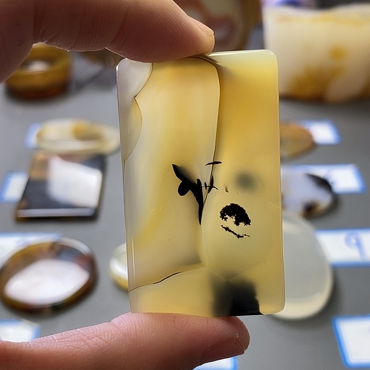 玛瑙/玉髓未镶嵌珠宝半成品161