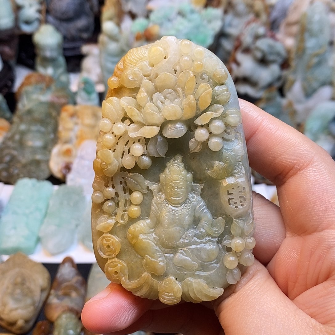 定制翡翠未镶嵌特色25