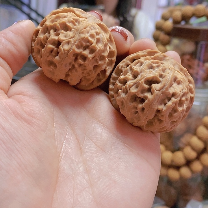 【闪购商品】文玩核桃把件41.5苹果