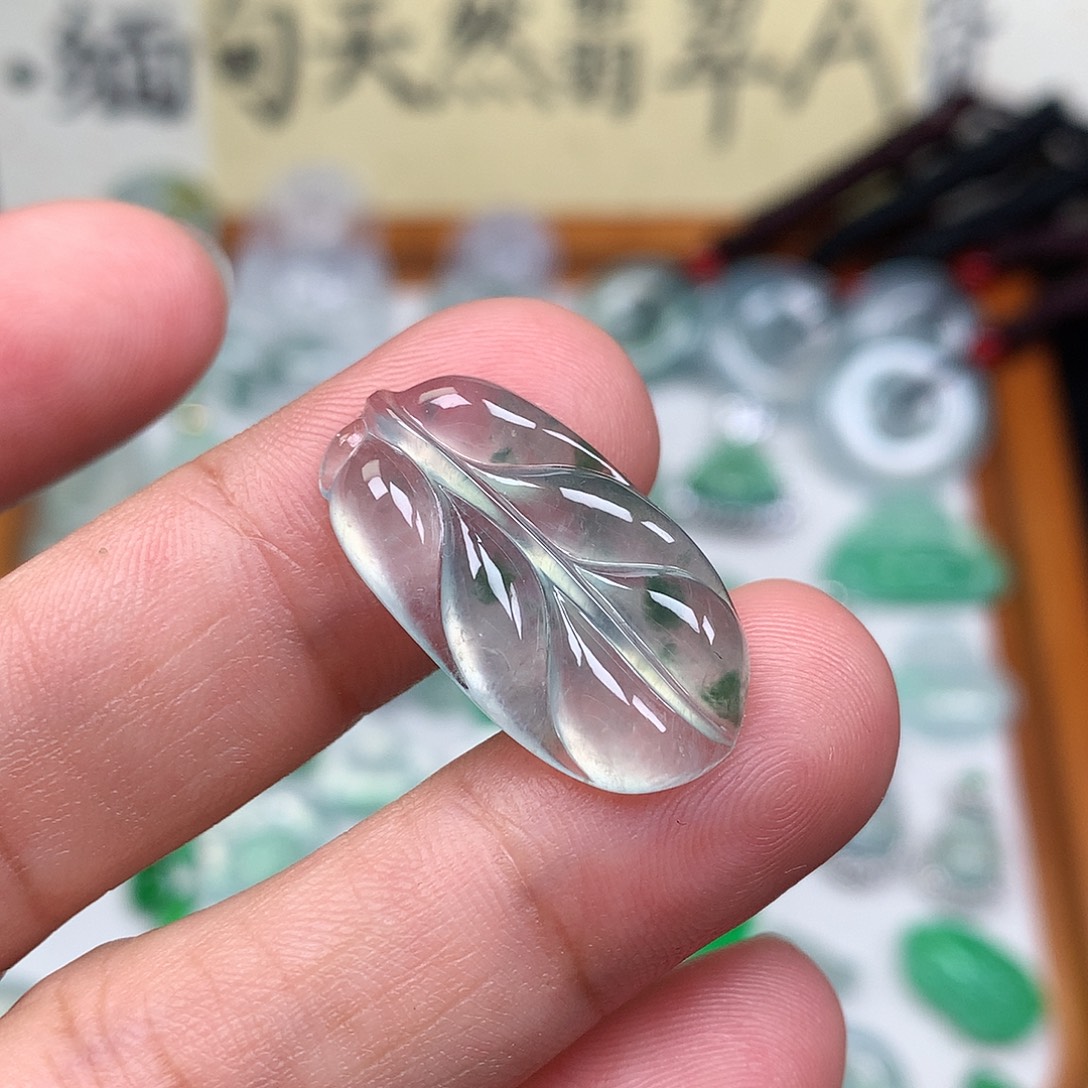 翡翠裸石缅甸天然A货翡翠冰种叶子
