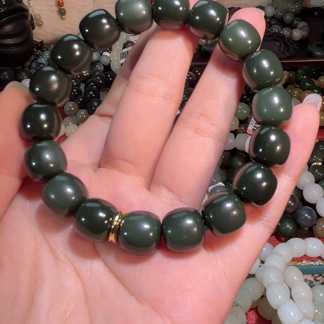 桉***和田玉未镶嵌手链