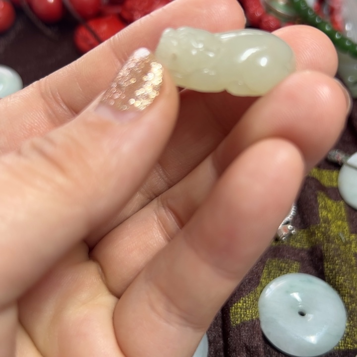 和田玉颈饰未镶嵌