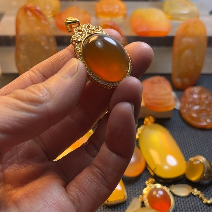 石英质玉颈饰银S925镀金镶嵌你****天