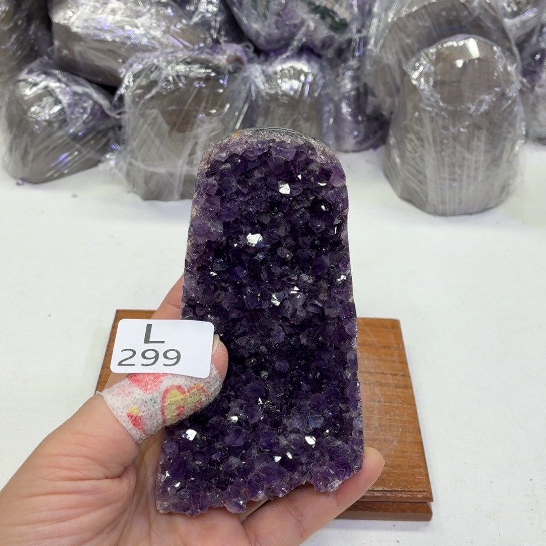 未镶嵌摆件水晶天然紫水晶