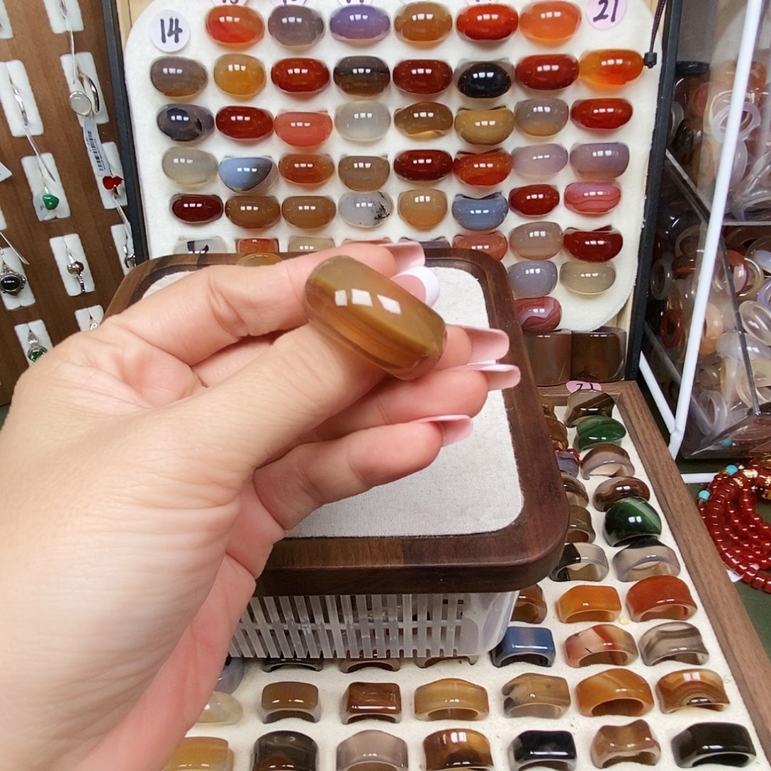 烟***盒玛瑙/玉髓合金戒指