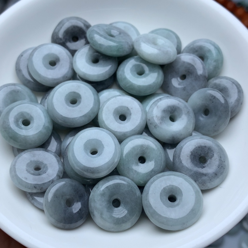 【闪购商品】翡翠手链未镶嵌卡16乌鸡平安扣10颗