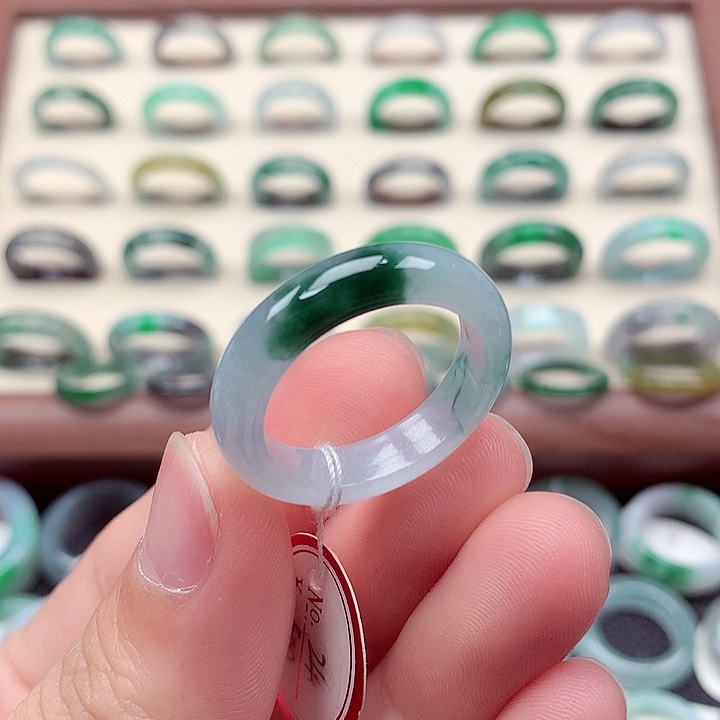 翡翠戒指未镶嵌24号