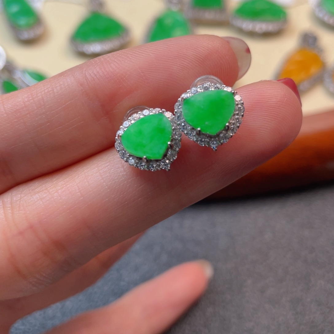 翡翠吊坠(不含链)银S925镶嵌耳钉