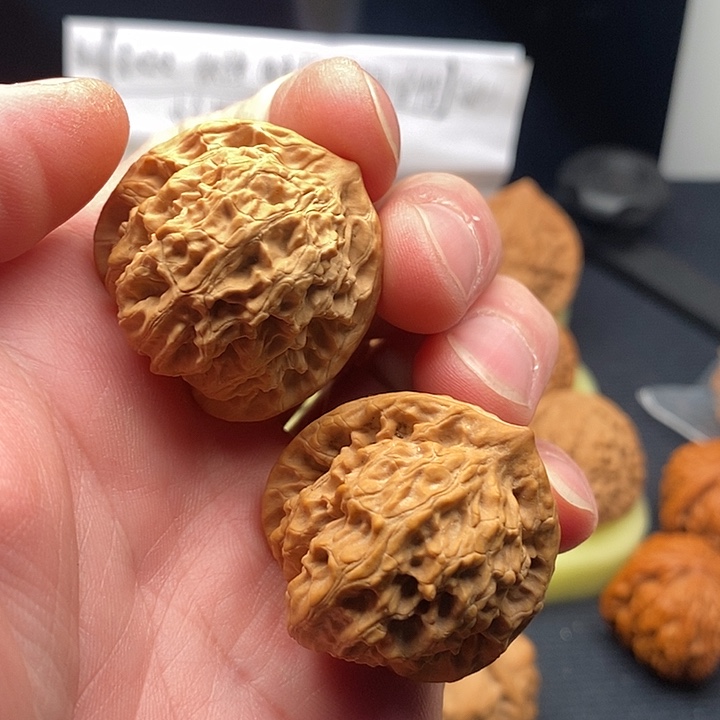 文玩核桃把件闪电9