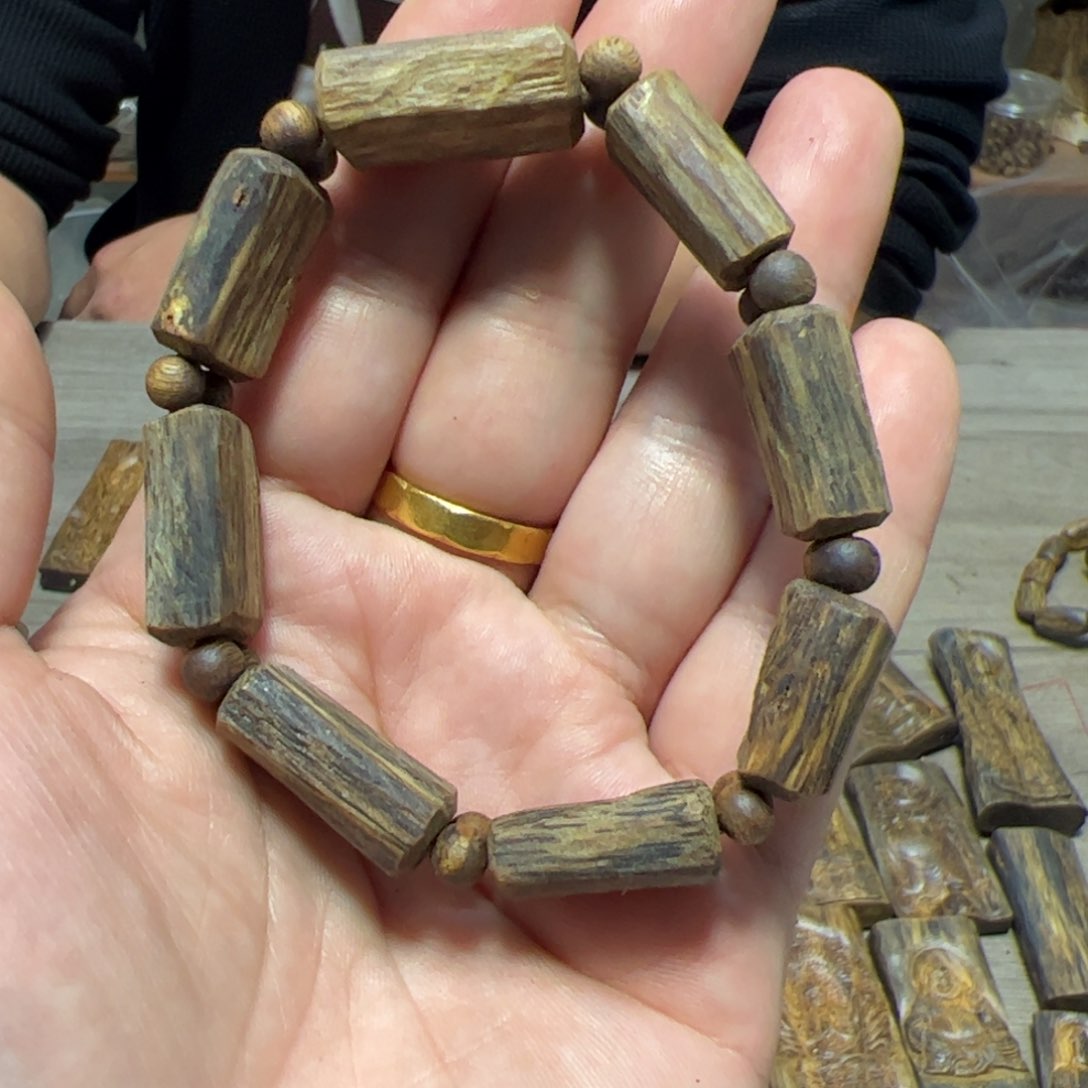 沉香木手串张勺子手排串13.6克