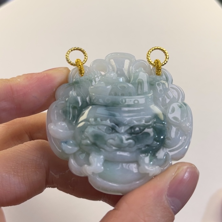 翡翠吊坠(赠链)未镶嵌代编织