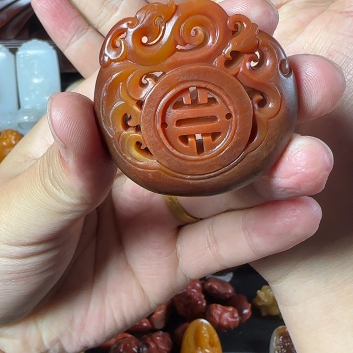 和田玉挂件未镶嵌