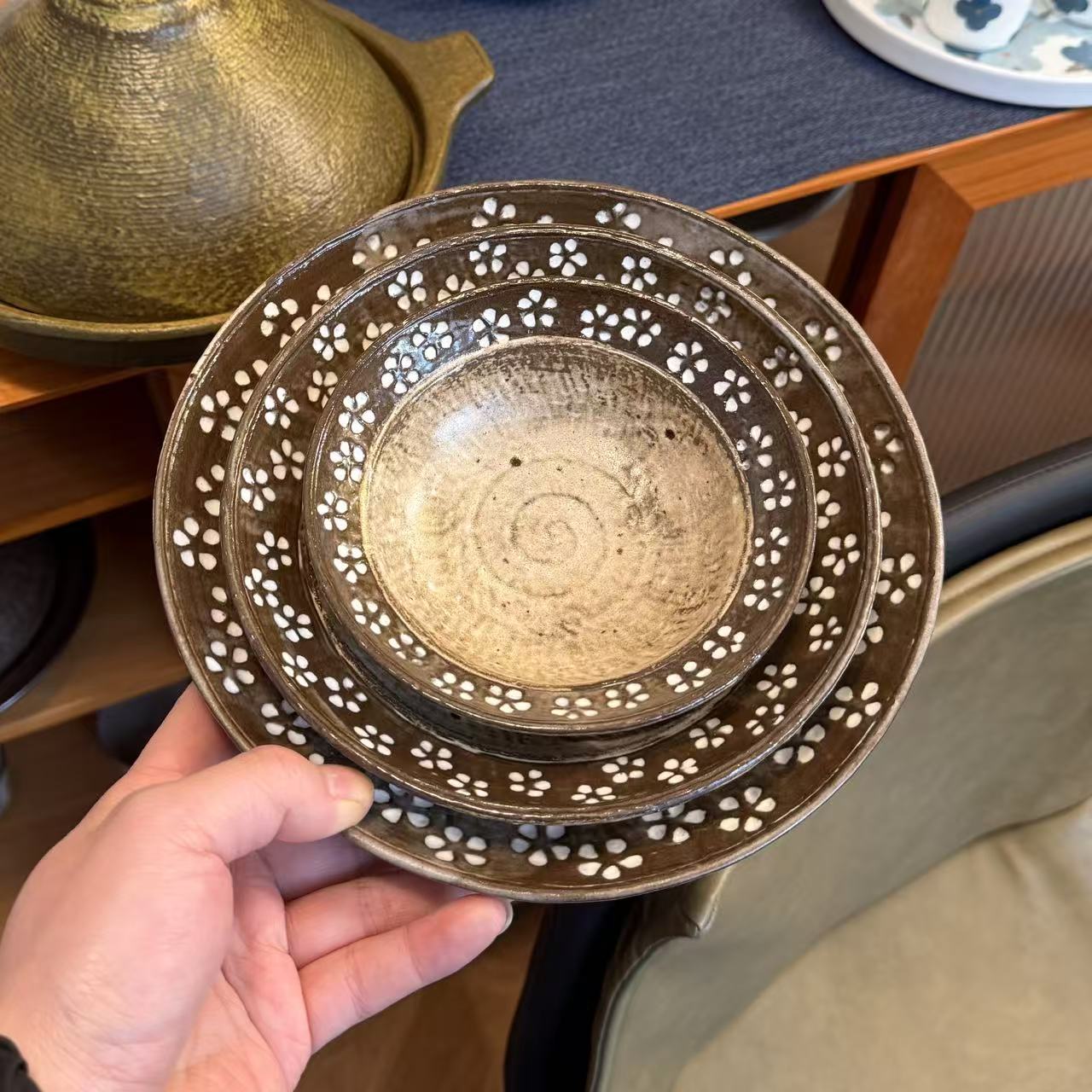  《食野》土黄色碎花系列碗 大中小3个尺寸