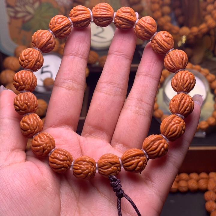 桃核吊坠桃核手持