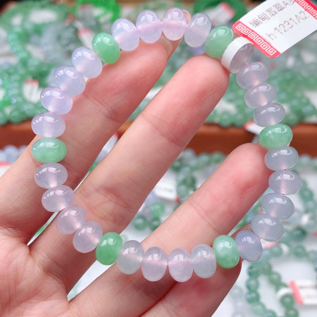 翡翠手链未镶嵌翡翠