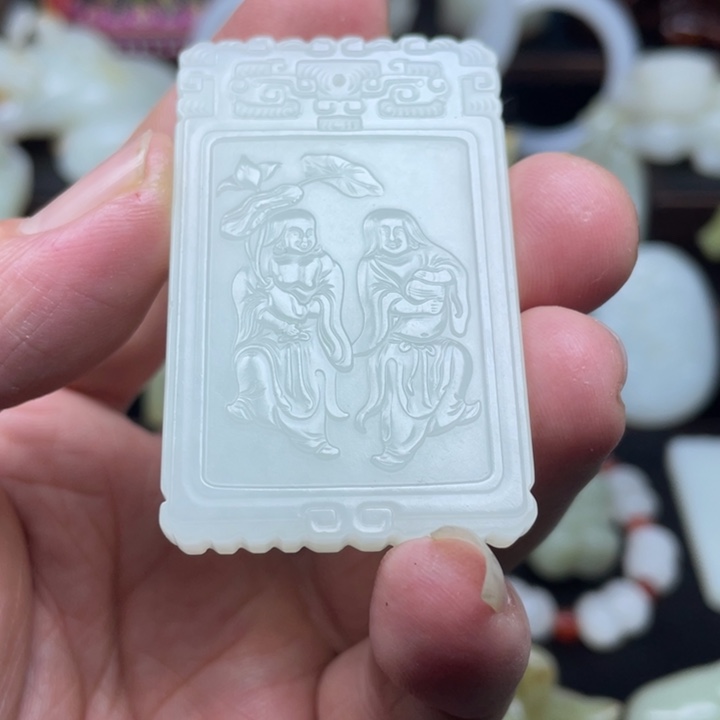 和田玉颈饰未镶嵌