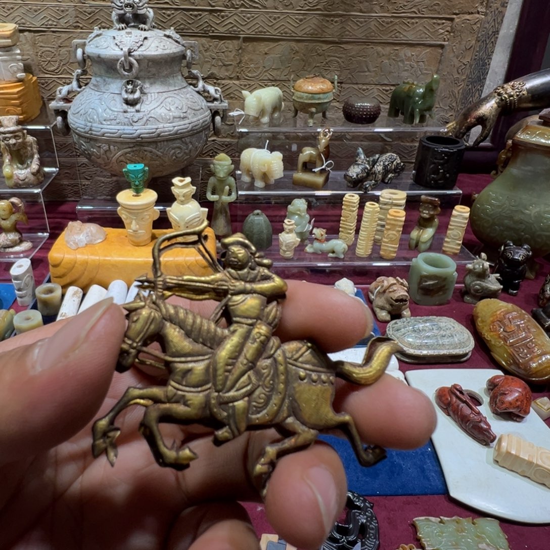 感***德和田玉（糖玉）未镶嵌挂件在干嘛我现在还要给你们打过去