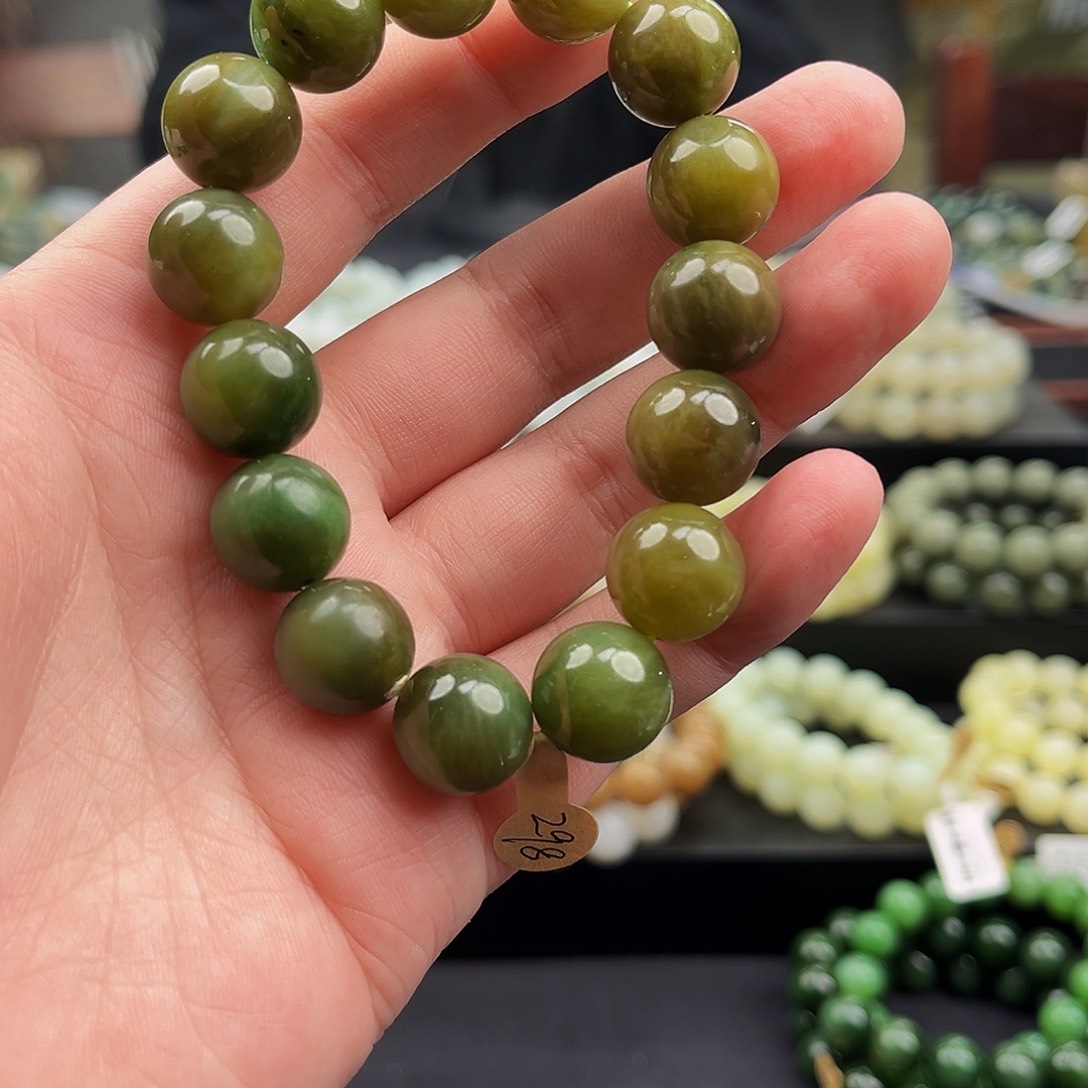 和田玉手串未镶嵌