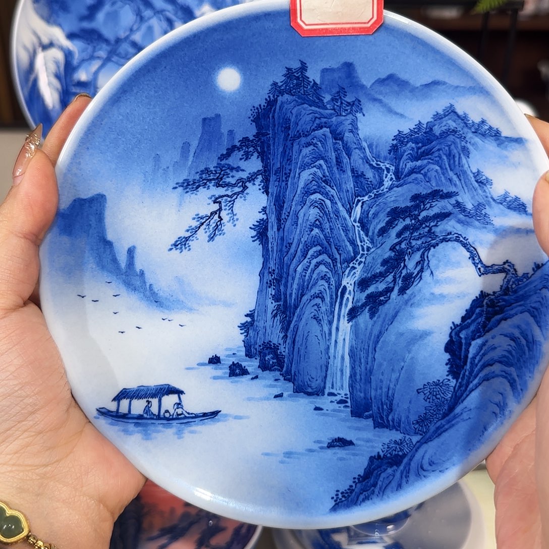 青花山水手绘壶承