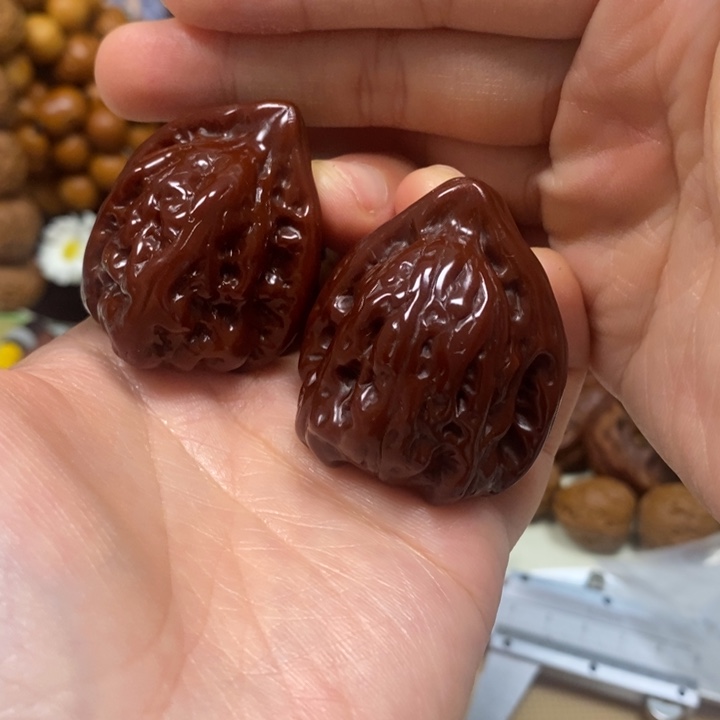 飒***！吊坠文玩核桃赤龙鸡心