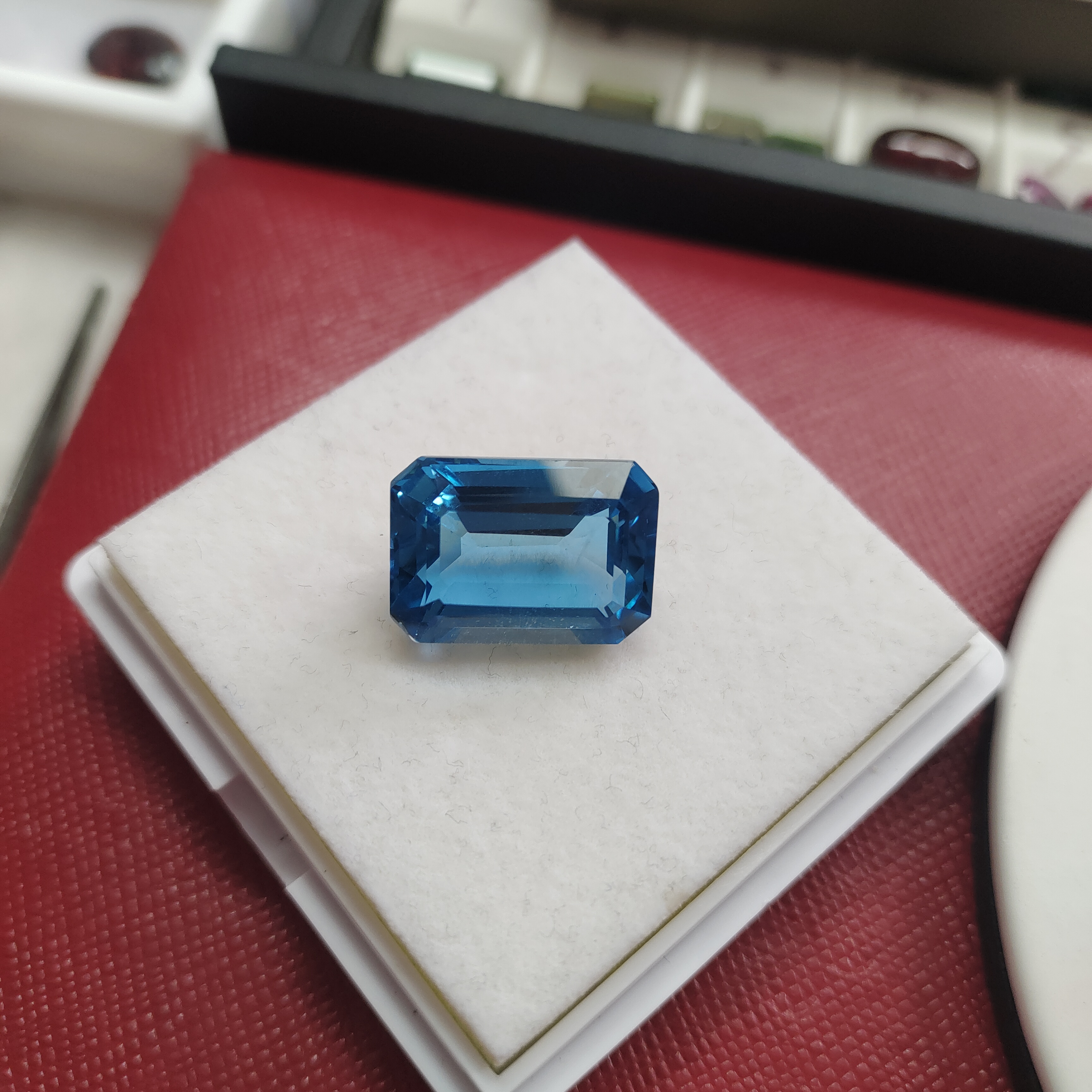 放漏价精美瑞士蓝12*16.8mm托帕