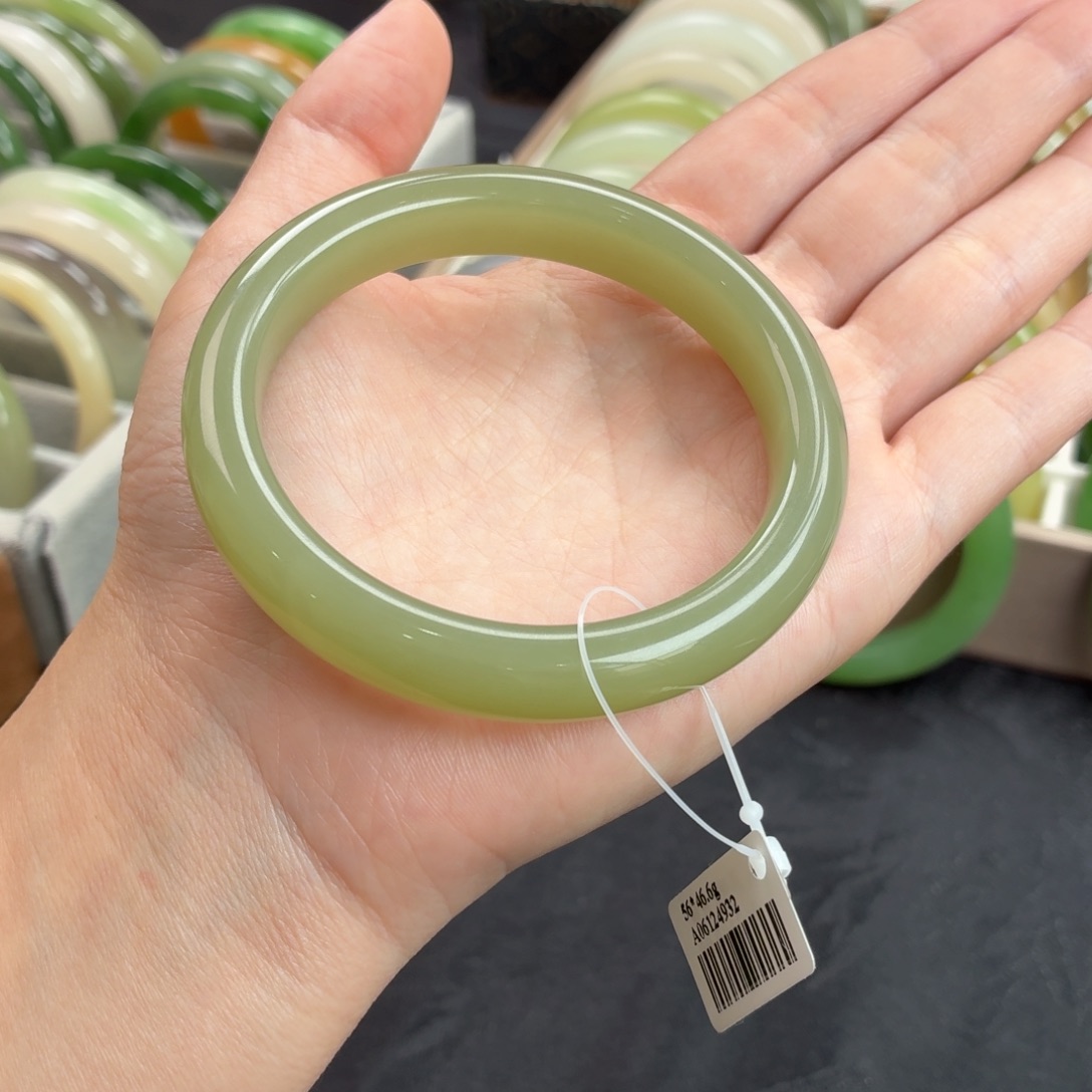 和田玉未镶嵌手镯-冰底茶调晴肉细腻3号