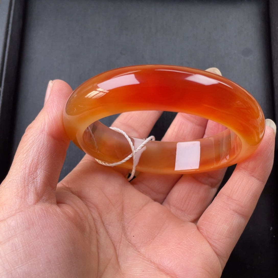 玛瑙/玉髓手镯未镶嵌57.7圈口
