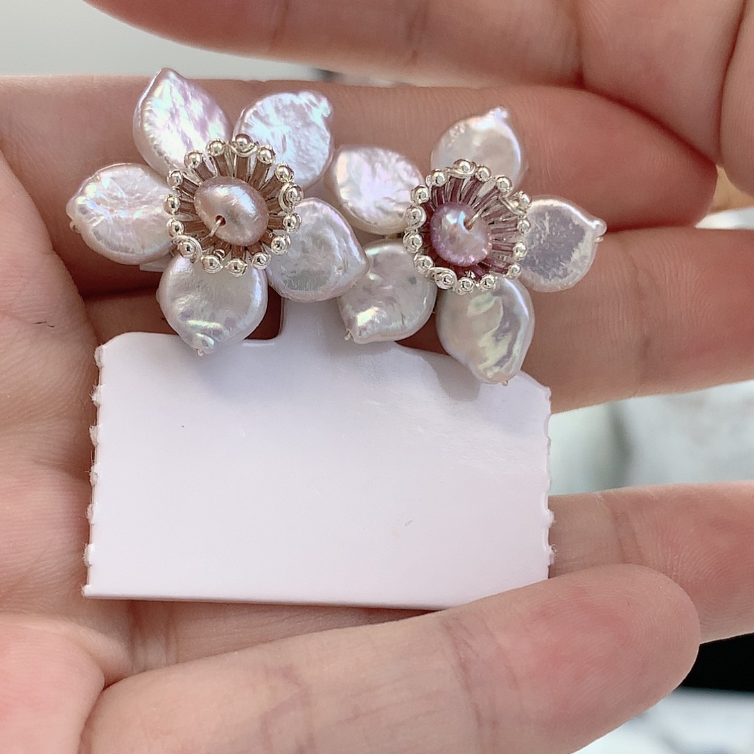 银S925镶嵌耳饰淡水珍珠尖纽扣花耳钉