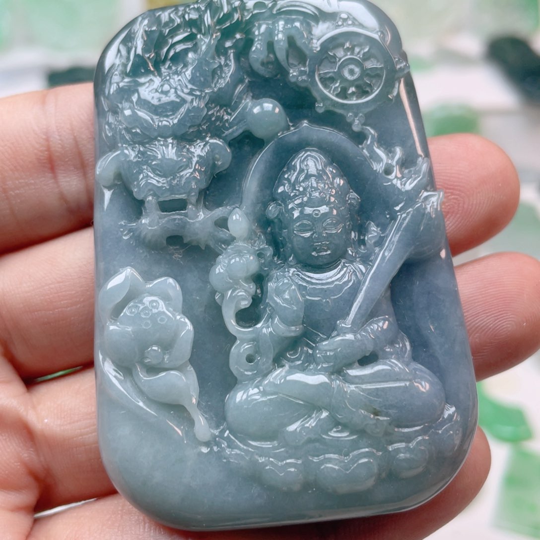 翡翠颈饰未镶嵌御龙虚空