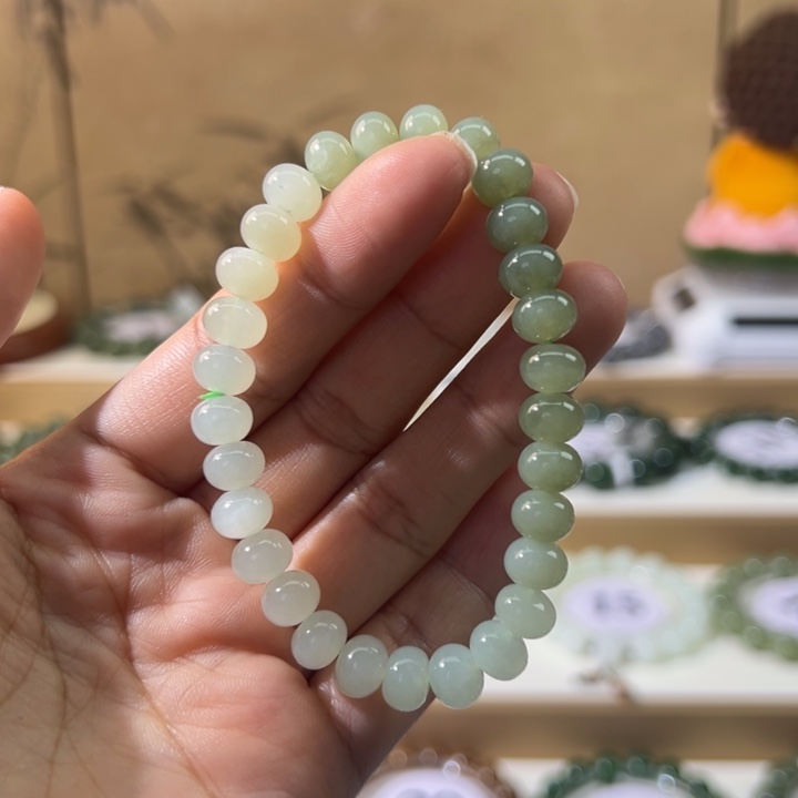 和田玉未镶嵌手串