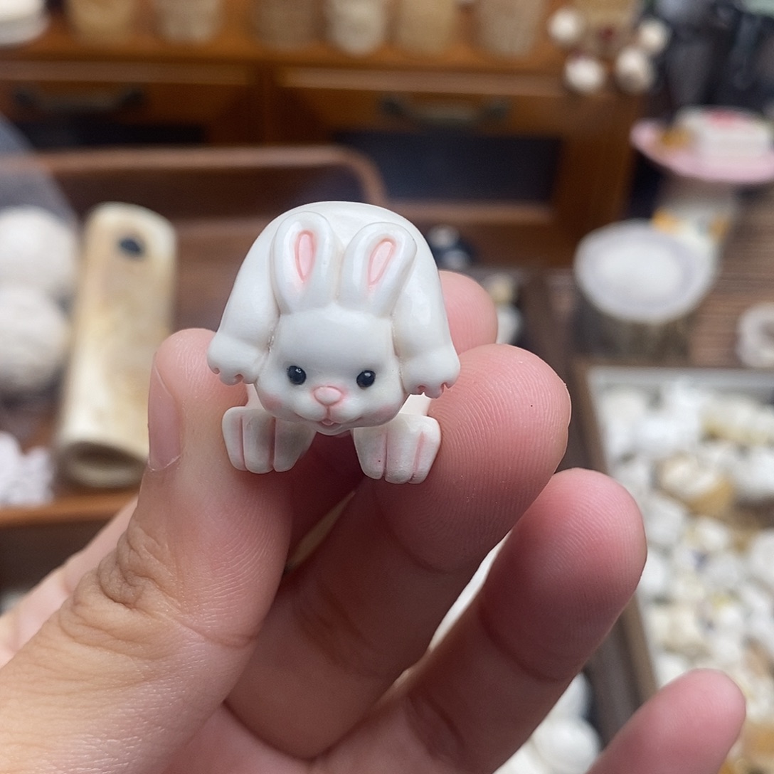 鹿骨把件c8鹿角兔跑环