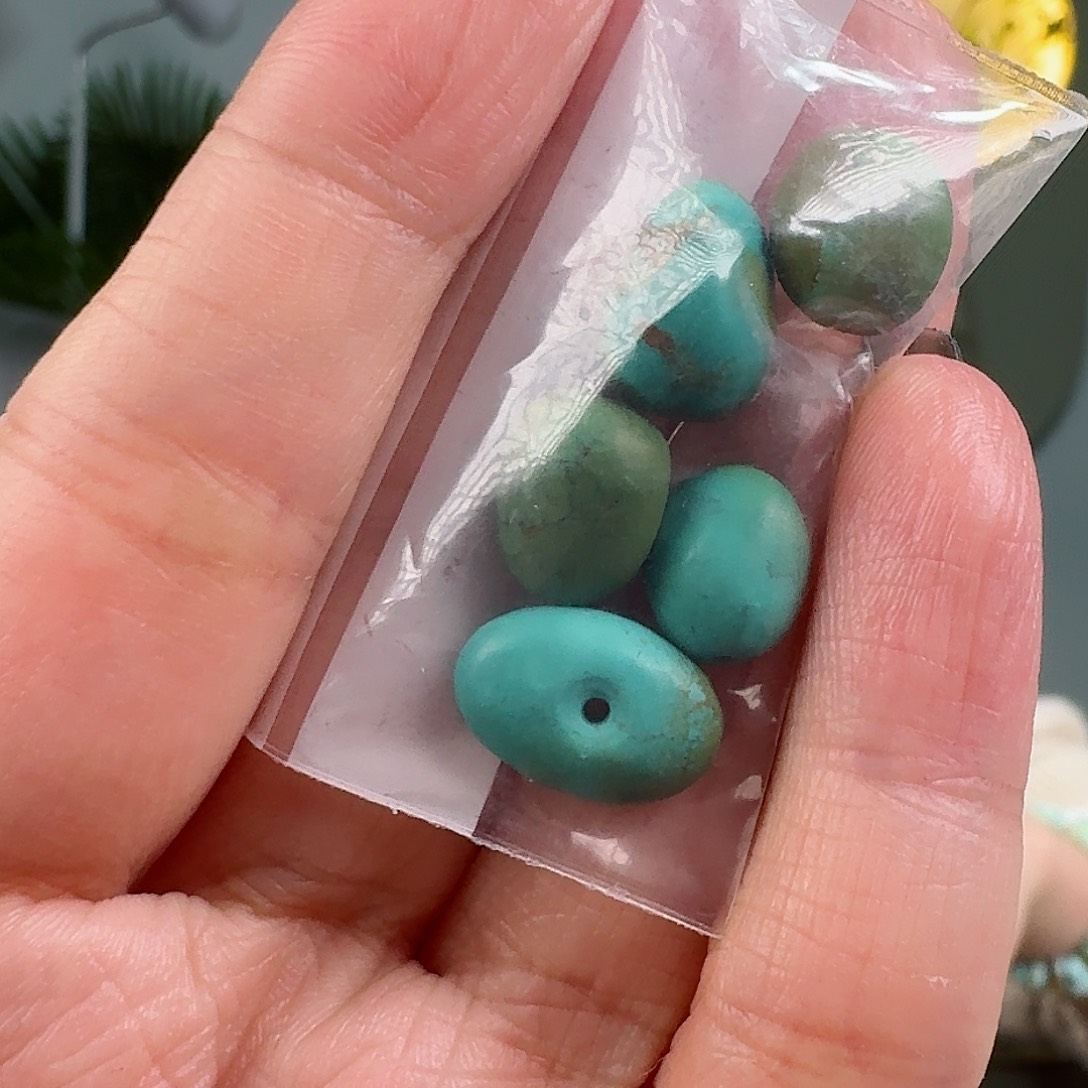 绿松石珠宝奇石未镶嵌