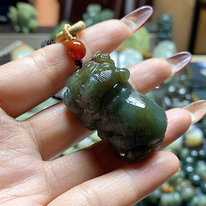 和田玉未镶嵌挂件