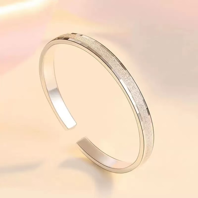 货号A0934磨砂手镯精品手镯