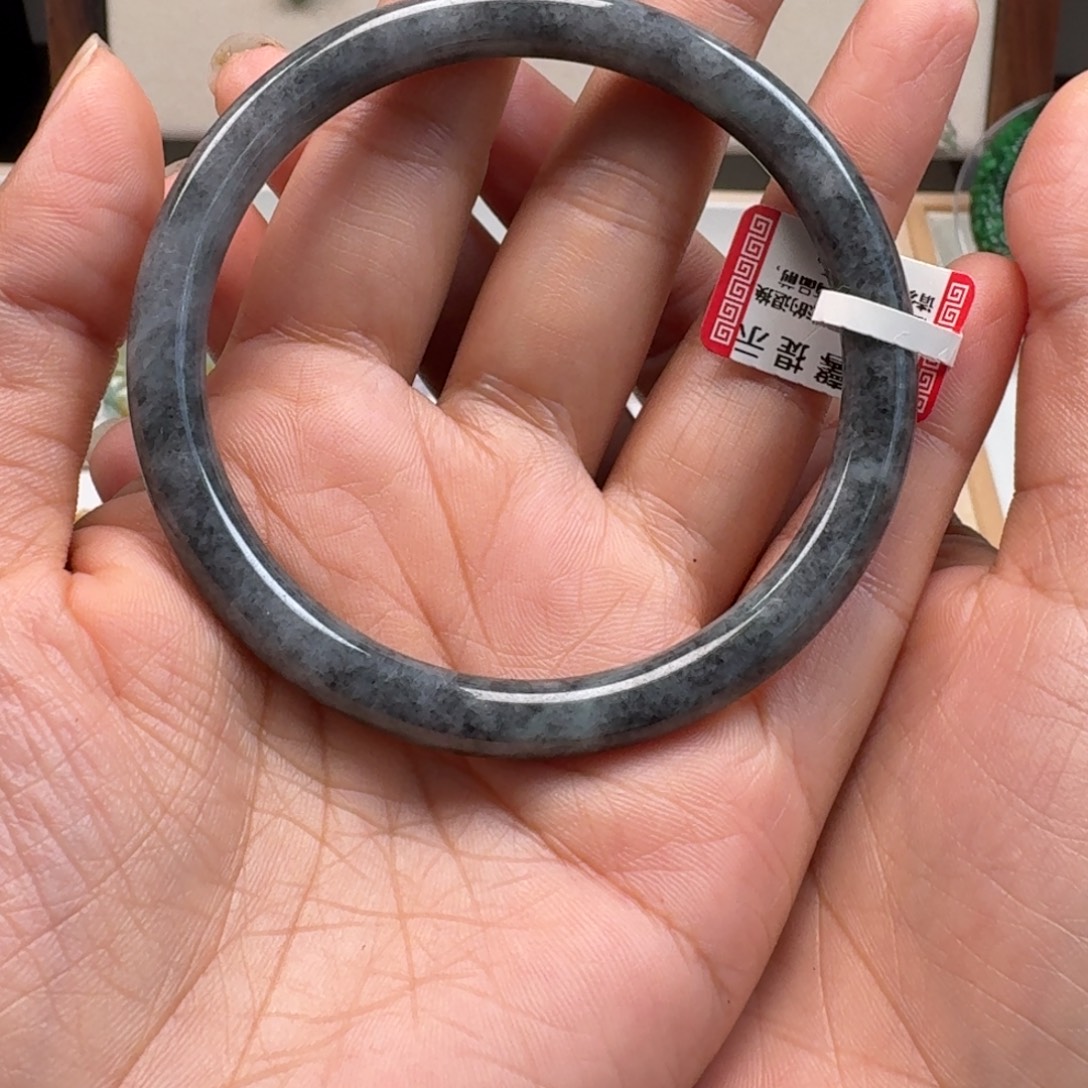 翡翠未镶嵌手镯翡翠手镯