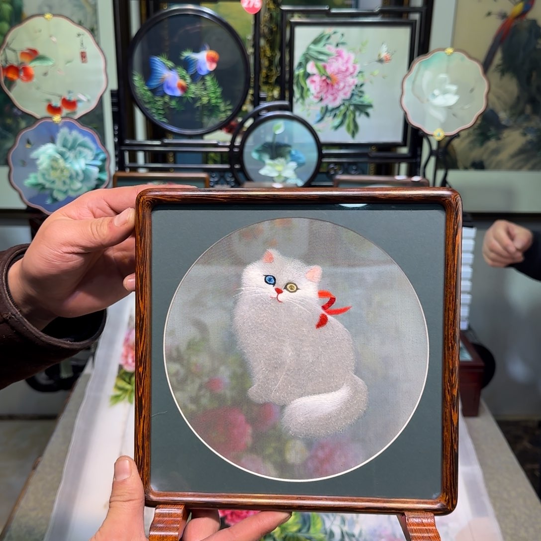 刺绣刺绣工艺精湛