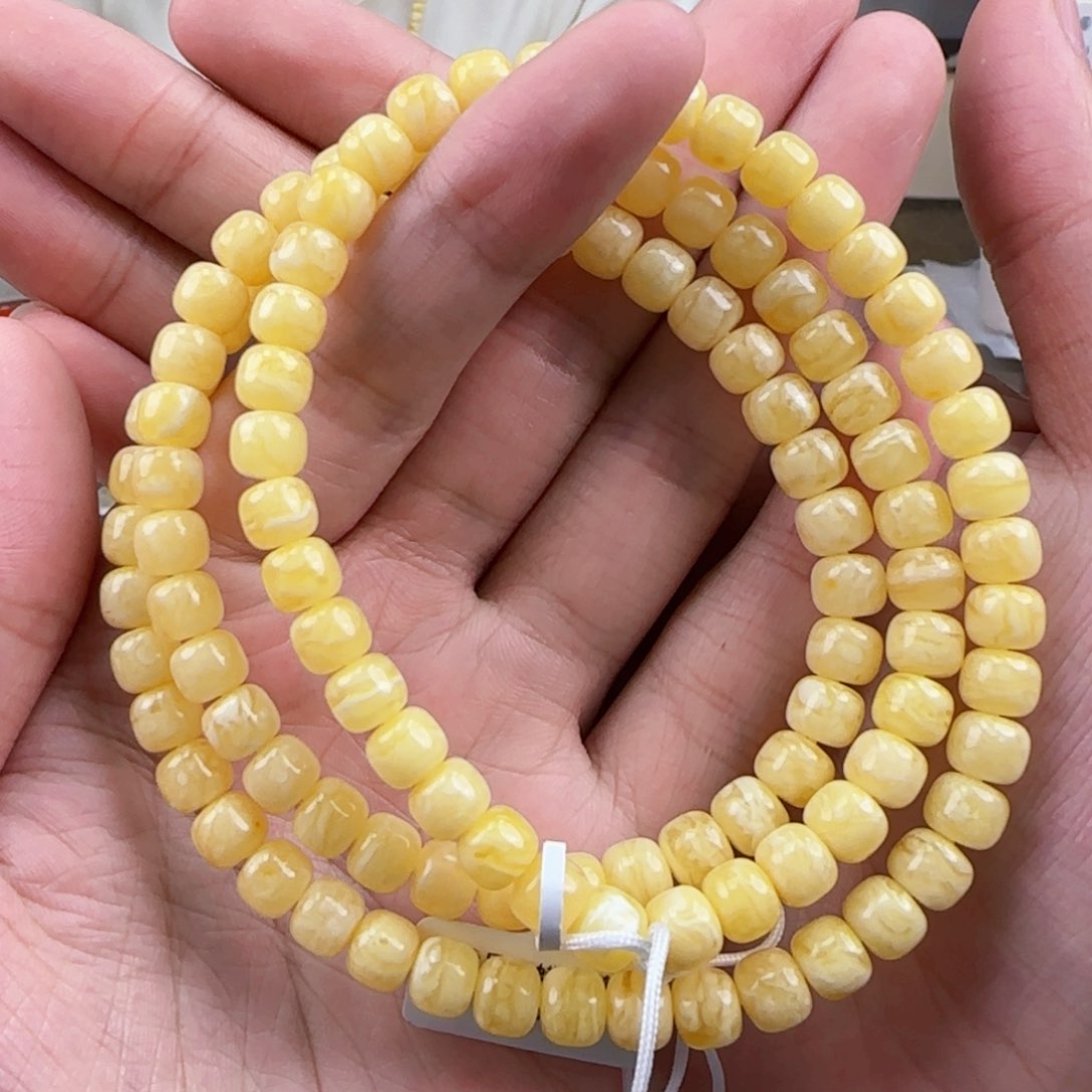 琥珀裸石未镶嵌蜜蜡