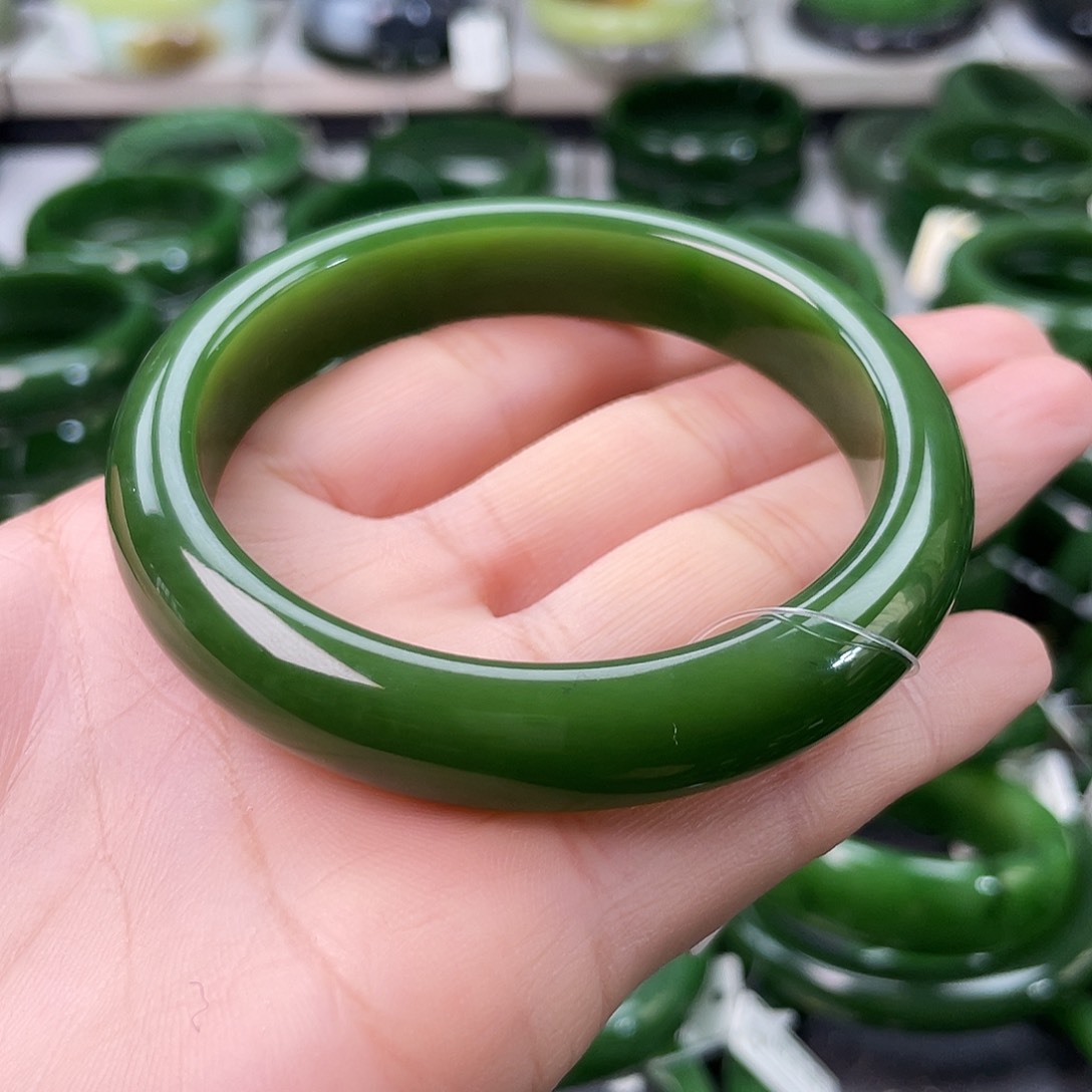 和田玉（碧玉）手镯未镶嵌