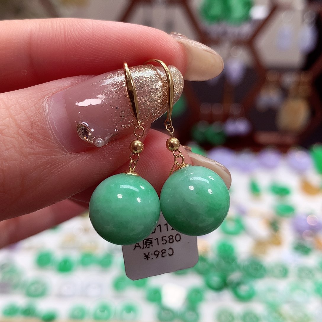 翡翠耳饰18K金镶嵌天然翡翠