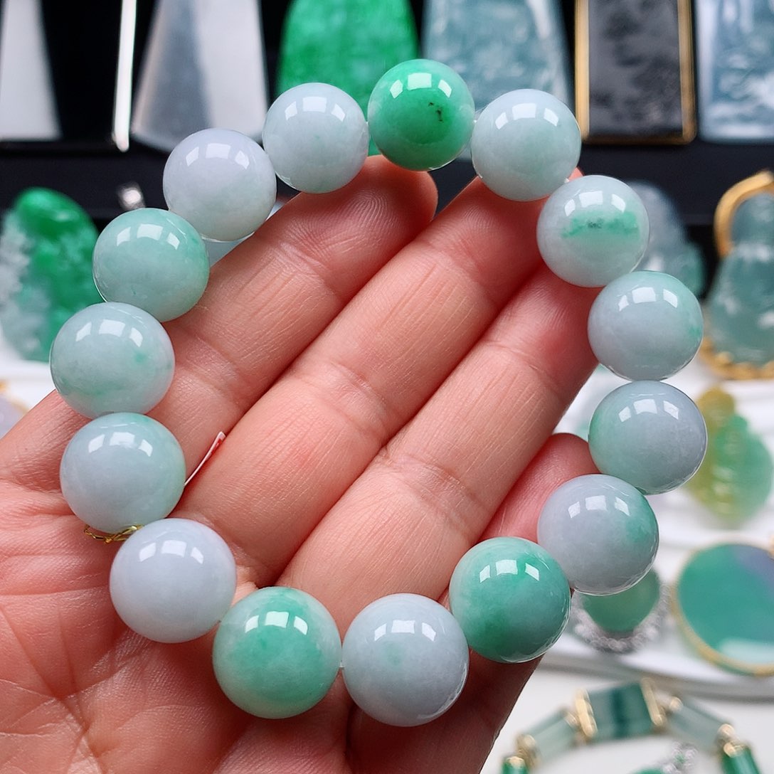 翡翠颈饰未镶嵌卡13.6