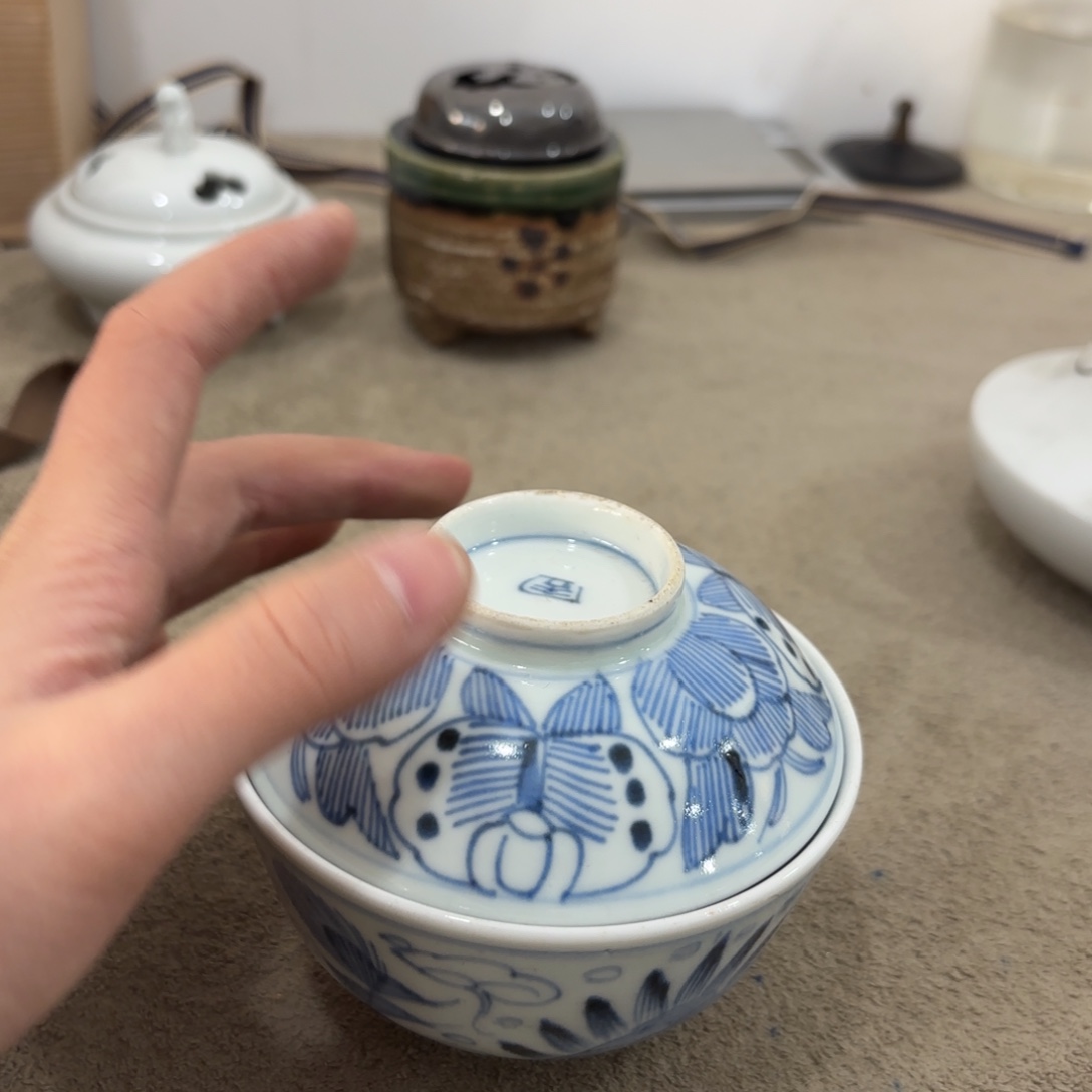 瓷片非常好看漂亮的物品 