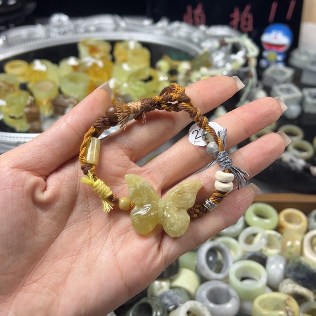 蛇纹石玉未镶嵌戒指