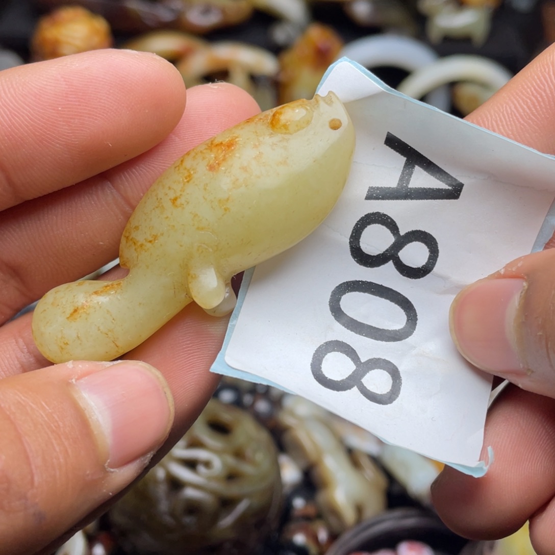 和田玉（糖玉）挂件未镶嵌