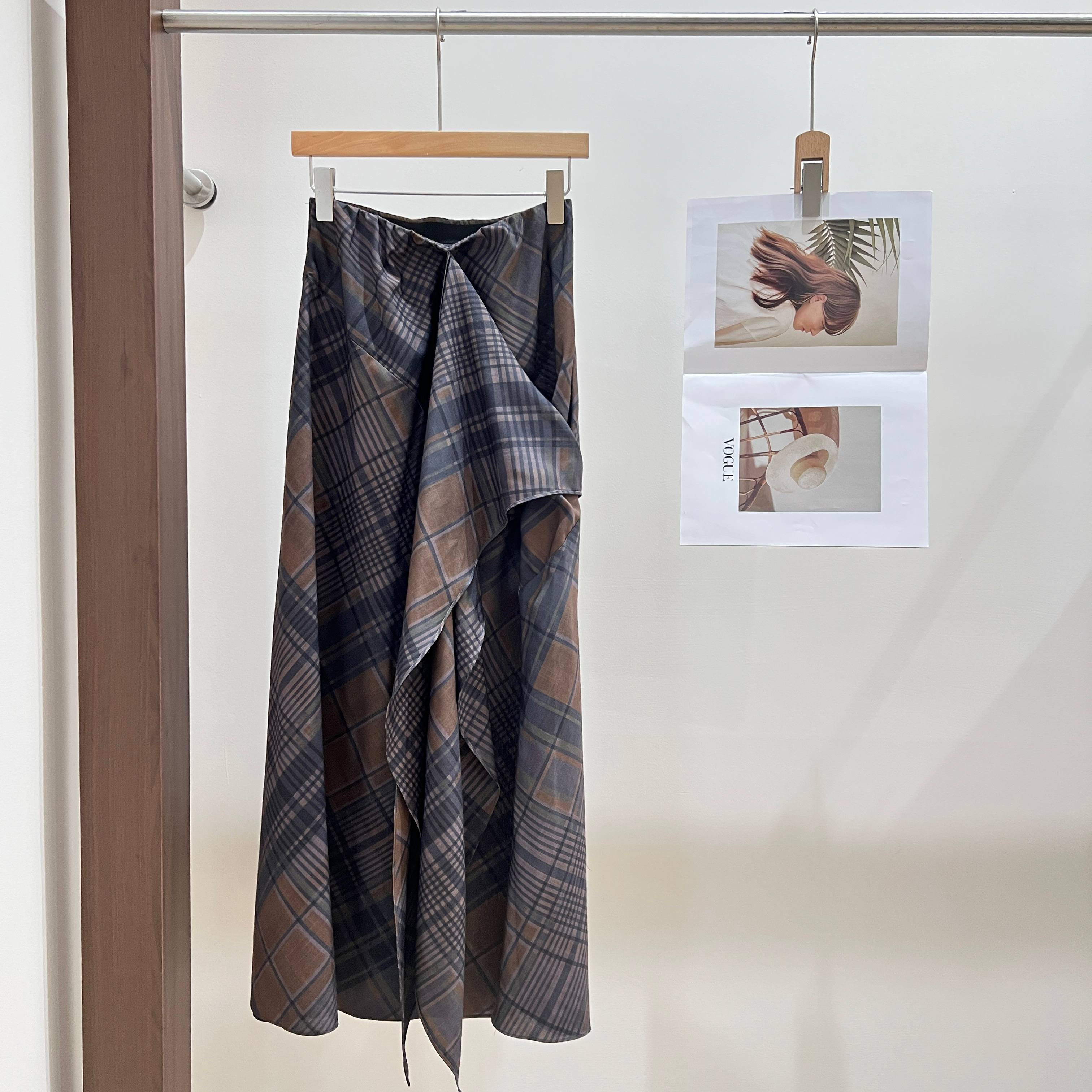 ZZ常规半身裙轻职风松紧带成人格子短裙高腰中腰休闲风X030