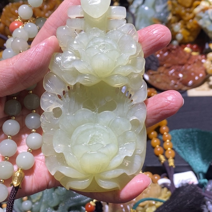 岫玉岫玉吊坠未镶嵌